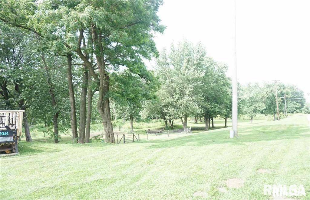 17041 Ebson Road Fulton, IL 61252 - Photo 2 of 20
