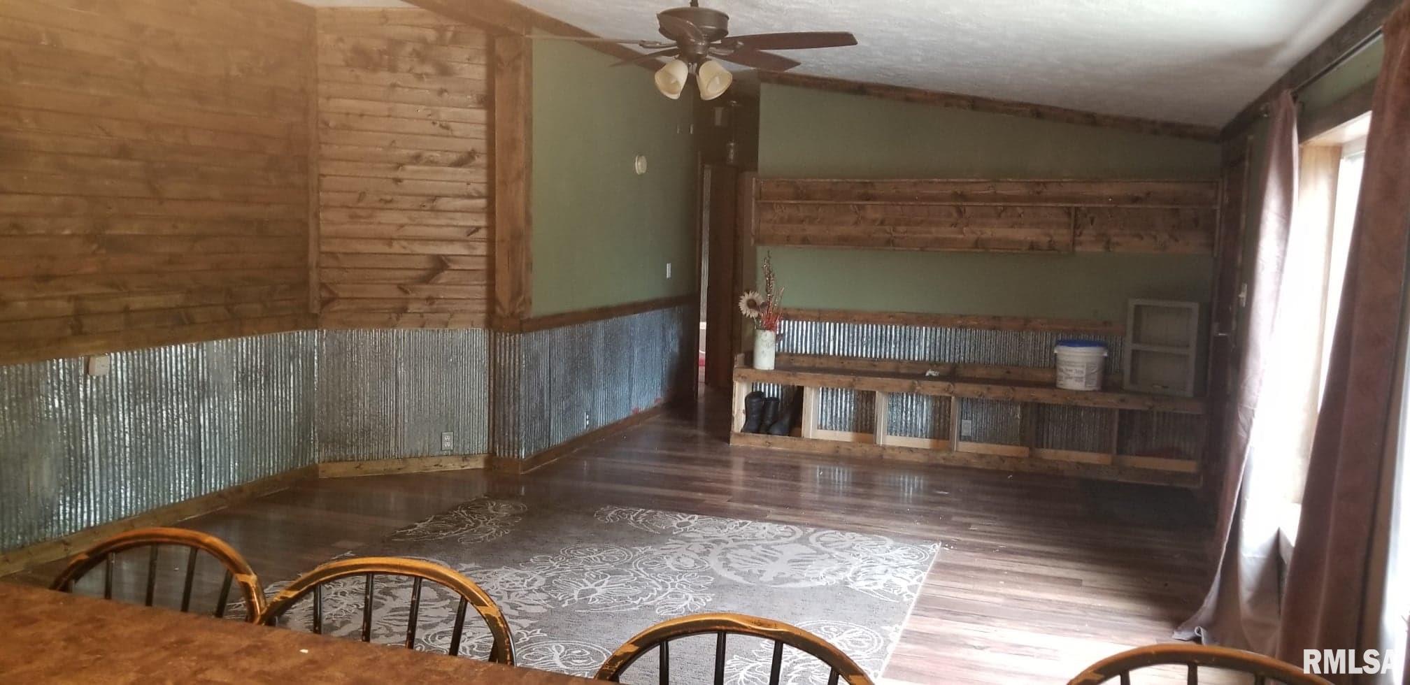 17041 Ebson Road Fulton, IL 61252 - Photo 9 of 20