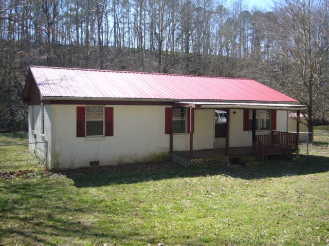 311 Whitley Hollow Road Red Boiling Springs, TN 37150 - Photo 2 of 16