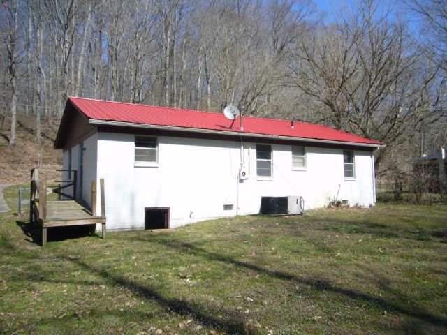 311 Whitley Hollow Road Red Boiling Springs, TN 37150 - Photo 4 of 16