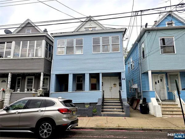 $2,000 | 24 Harrison Place, Clifton, NJ 07011