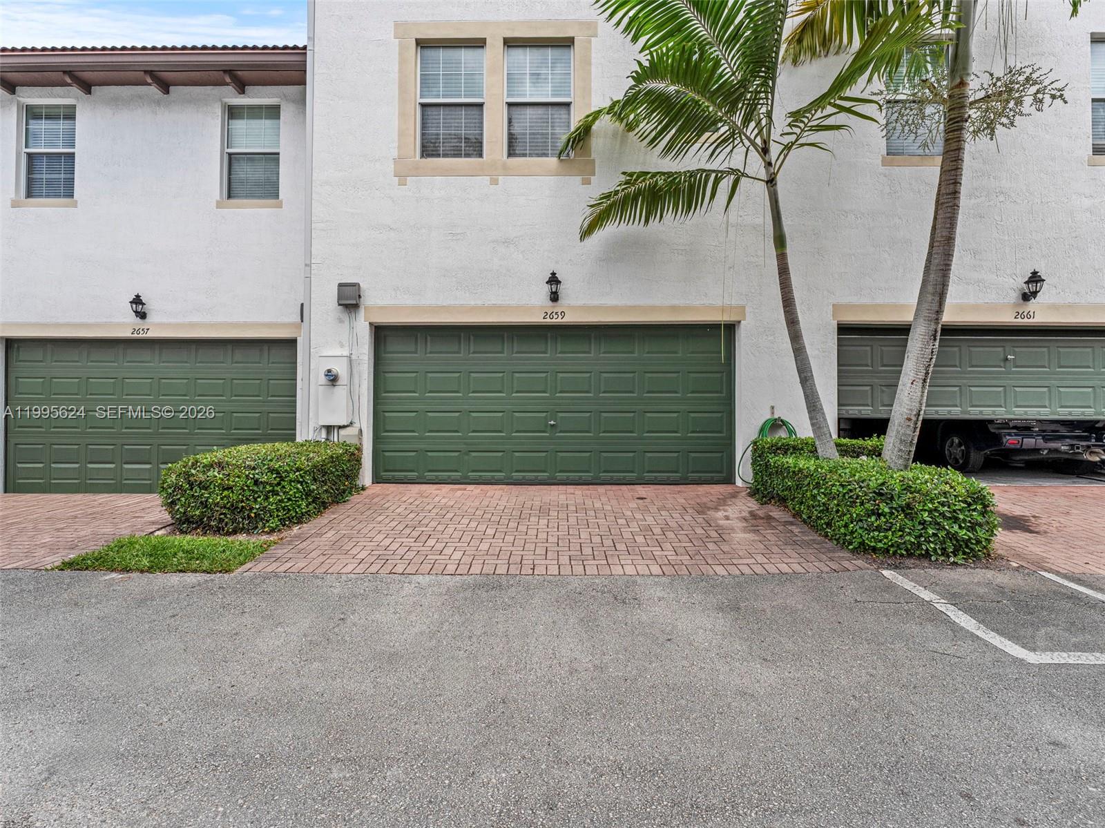 2659 Southwest 118 Road Miramar, FL 33025 - Photo 23 of 31 2 Car Garage & 2 Extra parking spaces