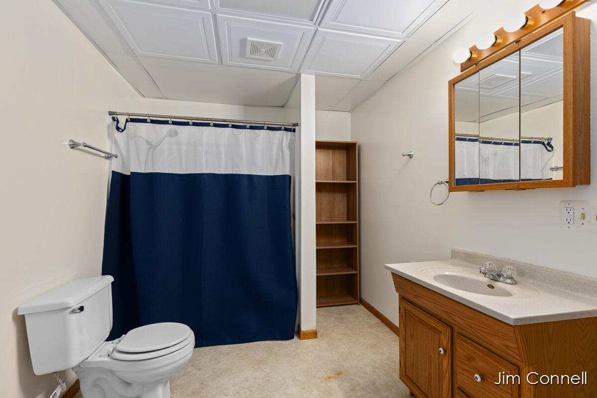 270 14 Mile Road Northwest Sparta, MI 49345 - Photo 14 of 37 IMG_1012