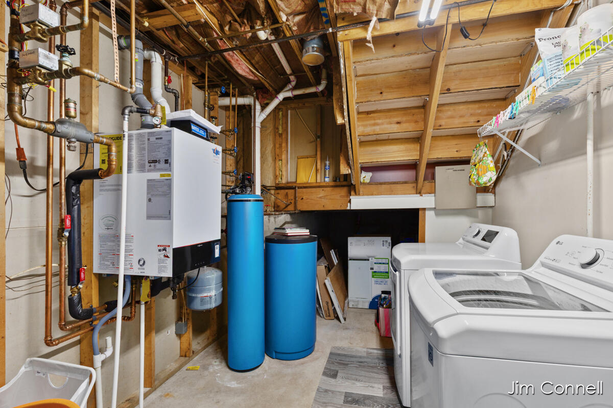 270 14 Mile Road Northwest Sparta, MI 49345 - Photo 18 of 37 IMG_1016