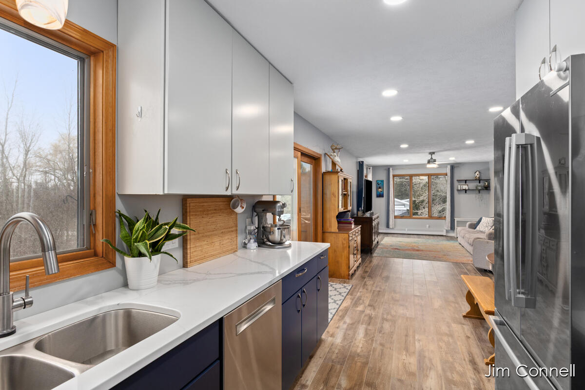 270 14 Mile Road Northwest Sparta, MI 49345 - Photo 7 of 37 IMG_1005