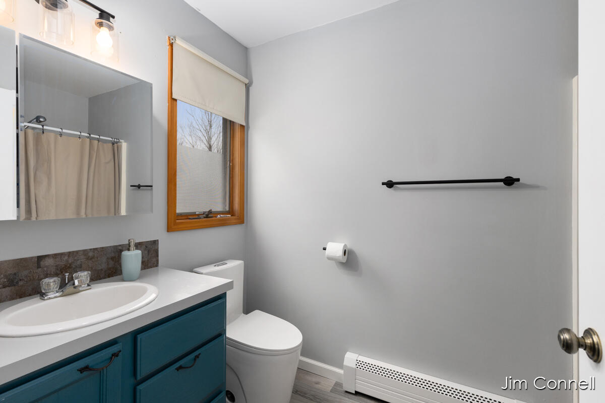 270 14 Mile Road Northwest Sparta, MI 49345 - Photo 10 of 37 IMG_1008