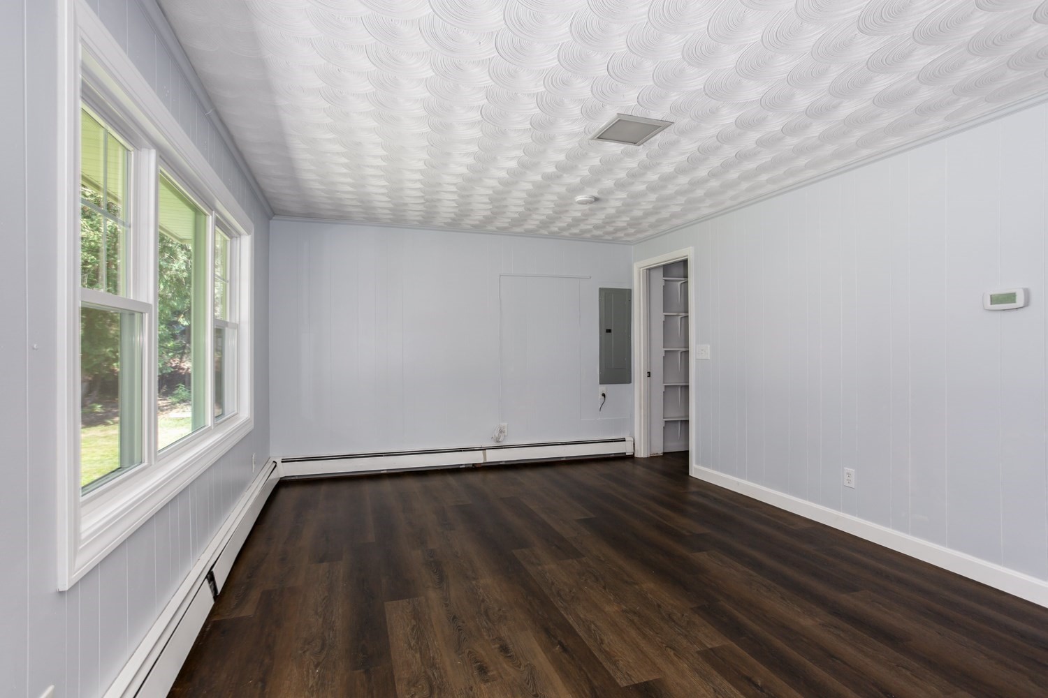 12 Terri Road Framingham, MA 01701 - Photo 20 of 36 Gallery Image 20