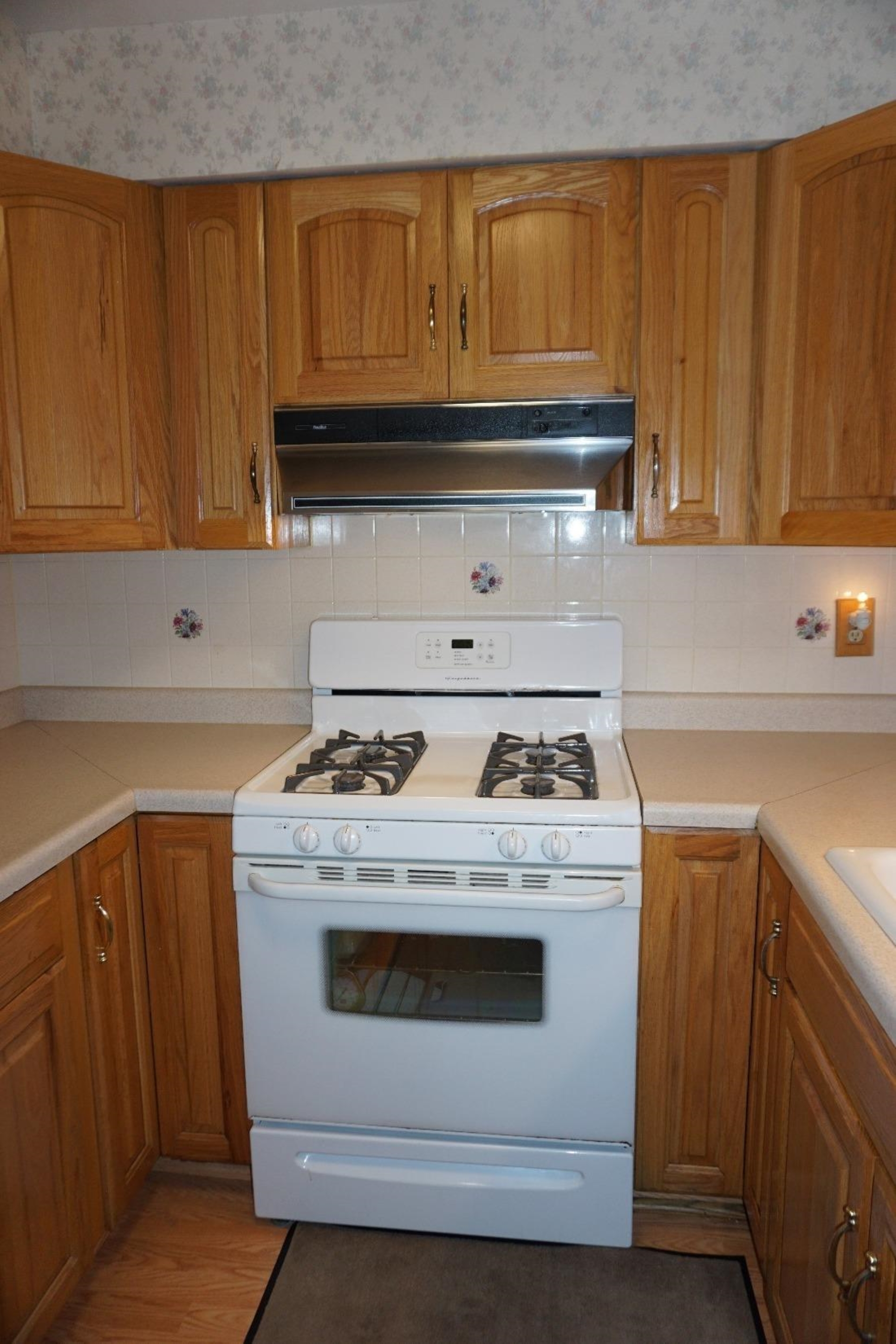 9621 Merrillville Road, Unit 102 Crown Point, IN 46307 - Photo 8 of 10 1900x2850