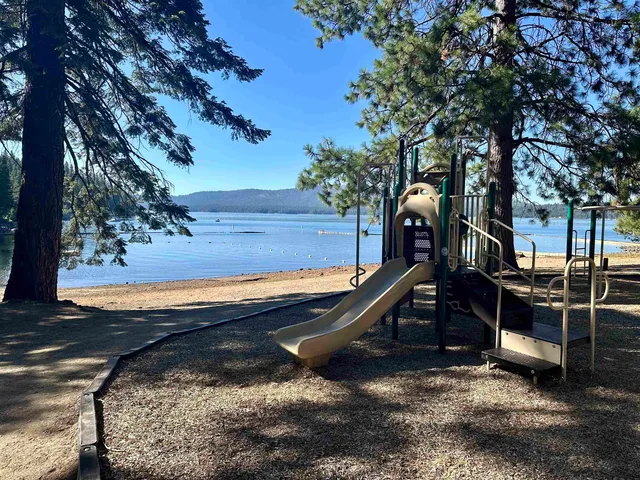 $595,000 | 1210 Hidden Beach Road, Lake Almanor, CA 96137