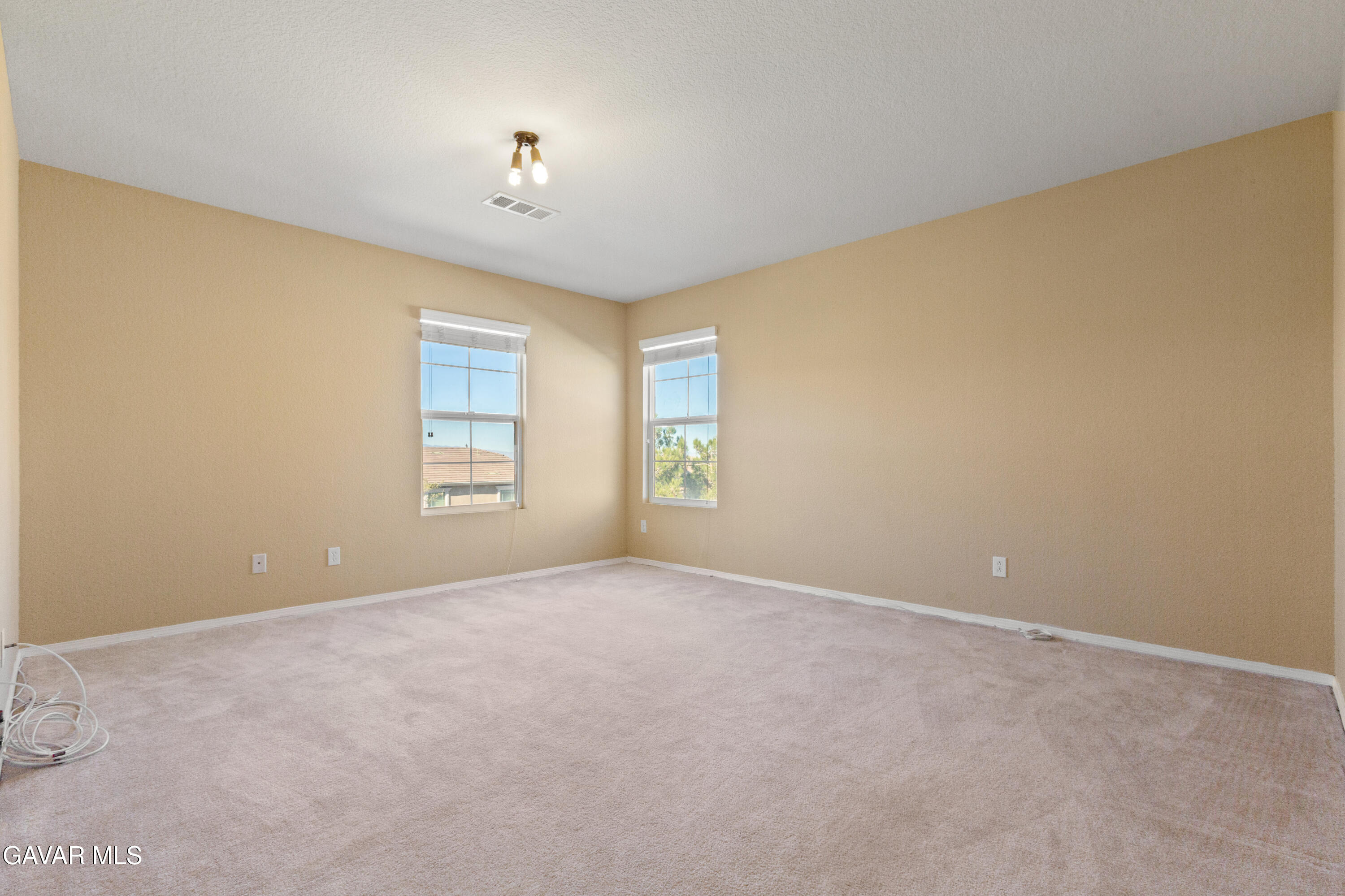 37515 Ruby Red Lane Palmdale, CA 93551 - Photo 7 of 23 loft