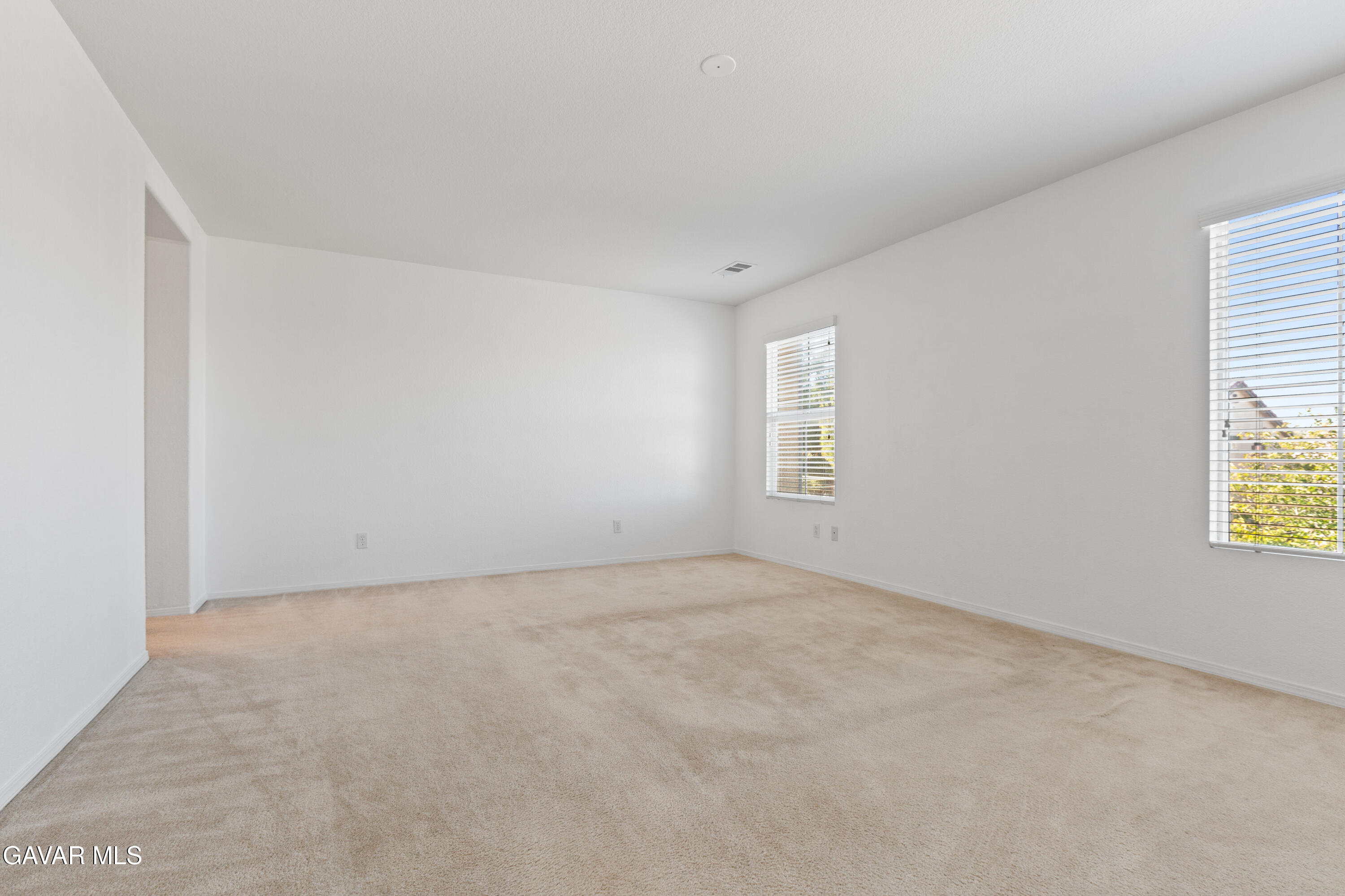 37515 Ruby Red Lane Palmdale, CA 93551 - Photo 8 of 23 master bedroom