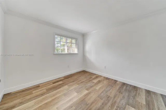 $2,400 | 3245 Virginia Street, Unit 56, Miami, FL 33133