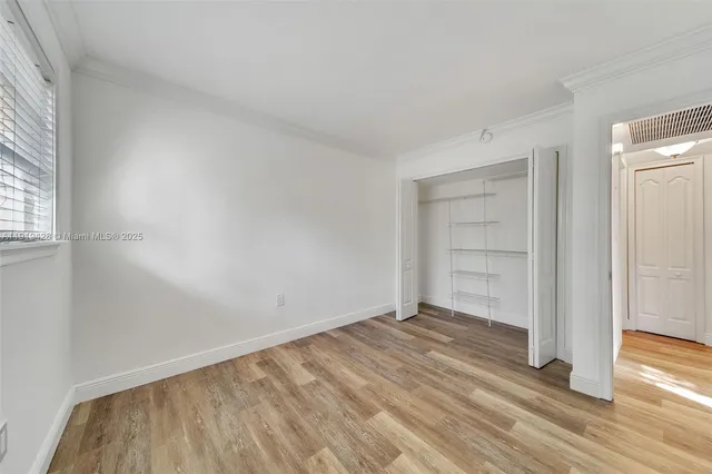 $2,400 | 3245 Virginia Street, Unit 56, Miami, FL 33133