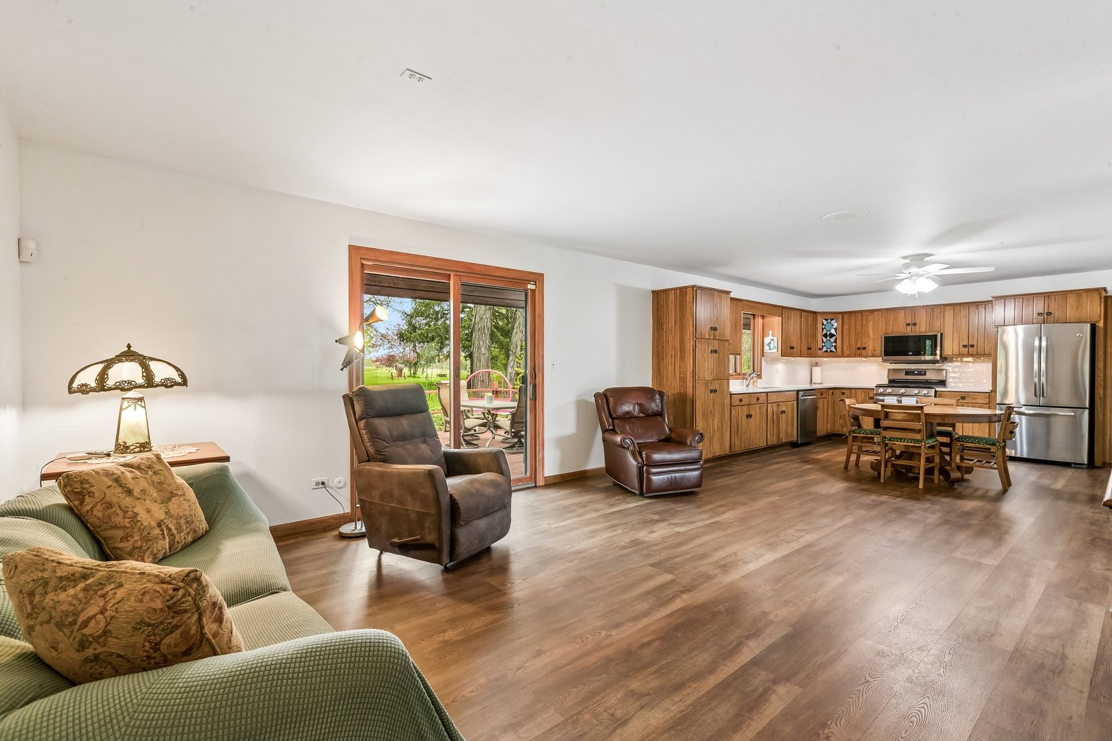 2312 Murray Road Woodstock, IL 60098 - Photo 4 of 78 Gallery Image 4