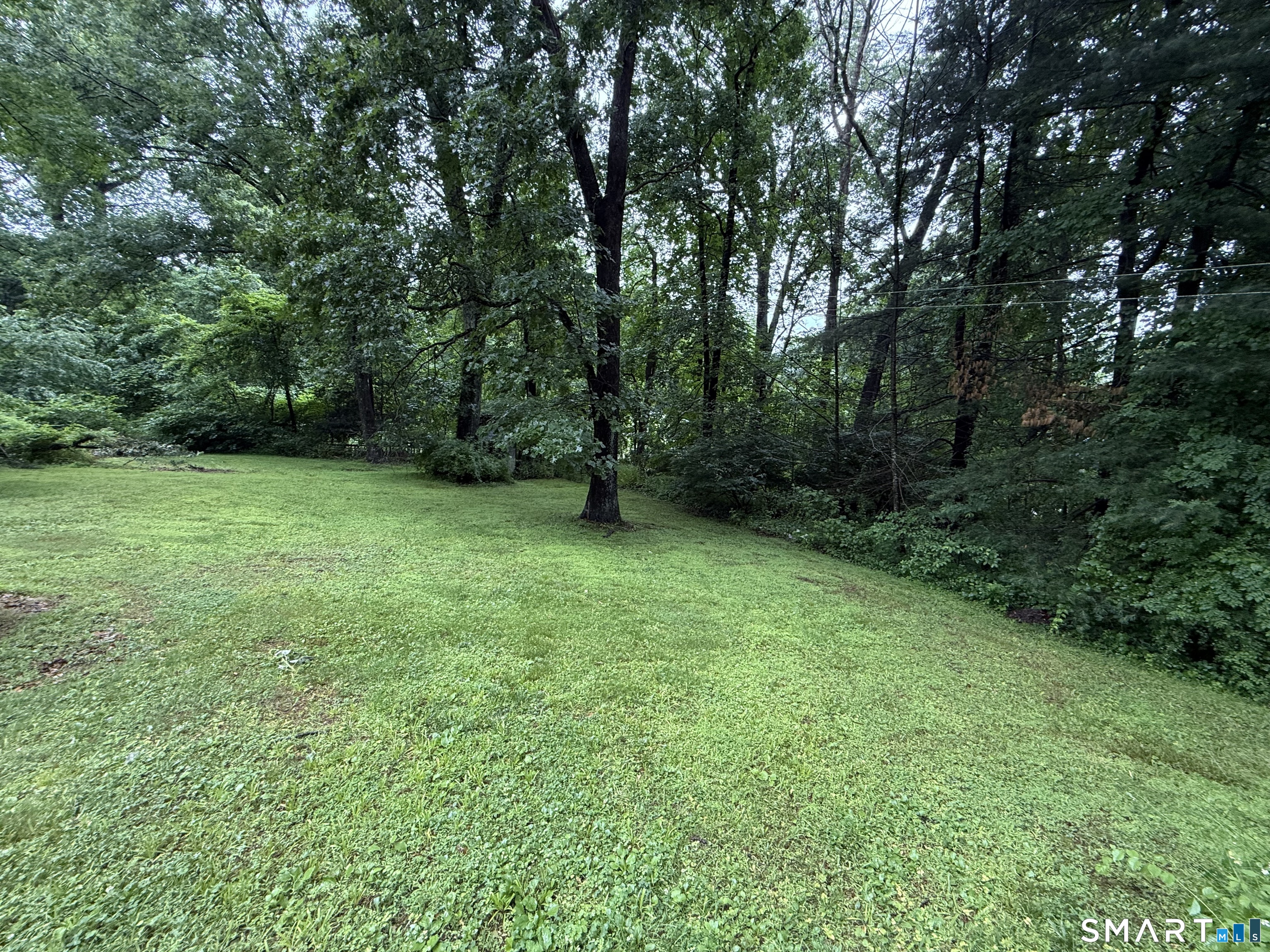 94 Moosup Trail Monroe, CT 06468 - Photo 8 of 37