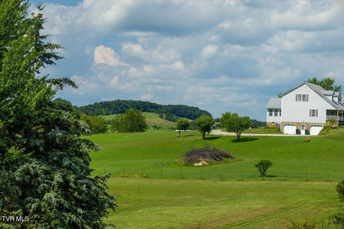 655 Old Snapps Ferry Road Chuckey, TN 37641 - Photo 15 of 21 10-128A9747