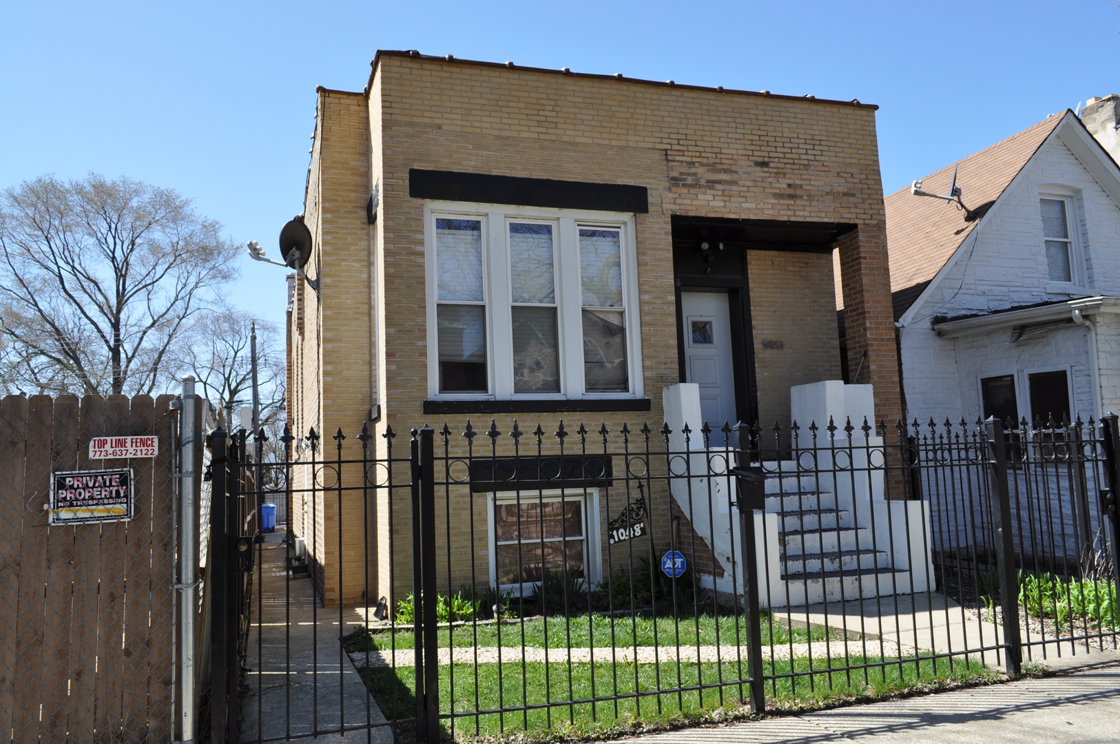 1048 North Ridgeway Ave  