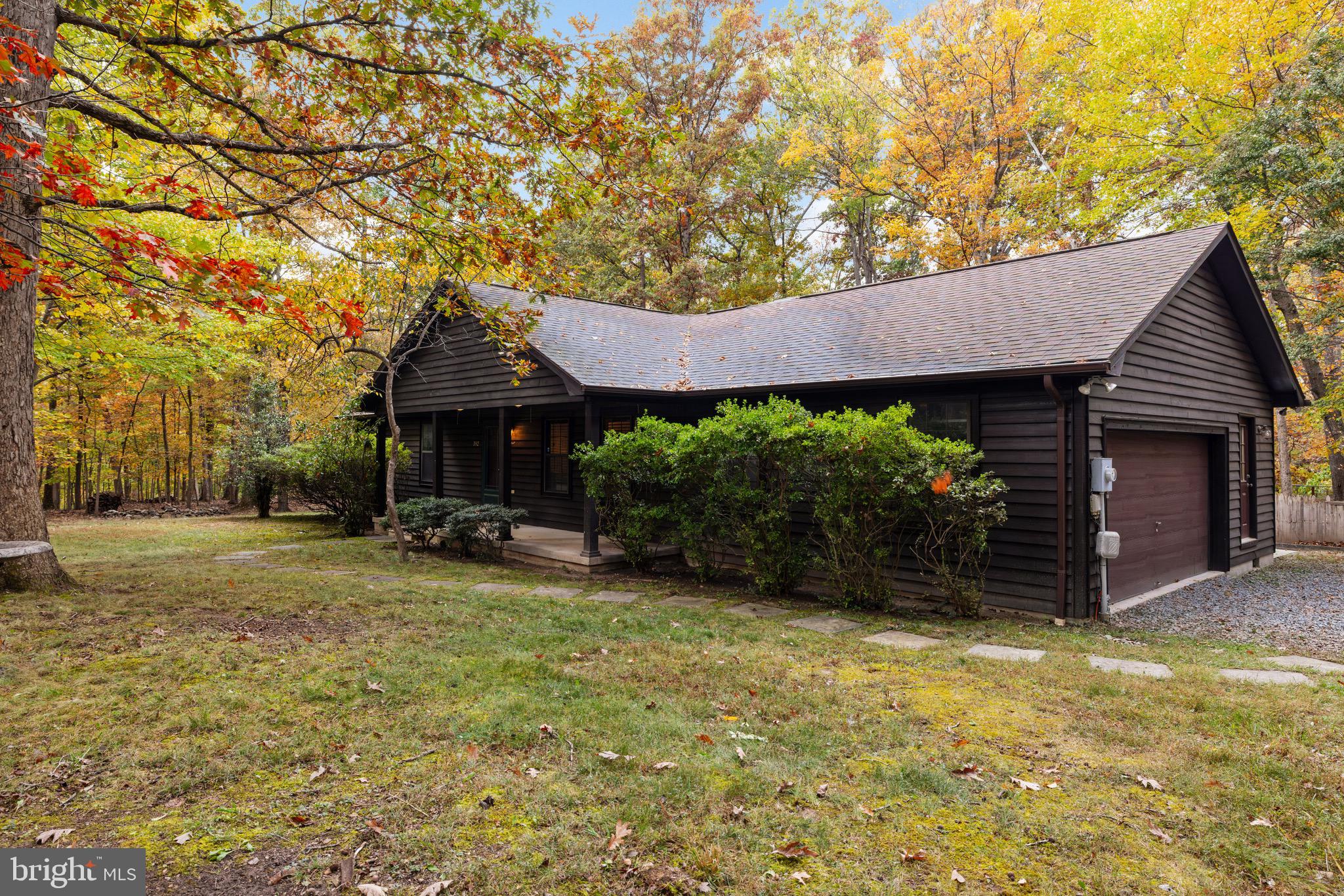 192 Gray Fox Road Harpers Ferry, WV 25425 - Photo 2 of 37 Gallery Image 2