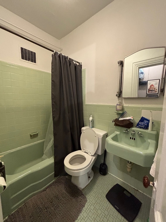 82 Charles Street, Unit 4F Boston, MA 02114 - Photo 8 of 9