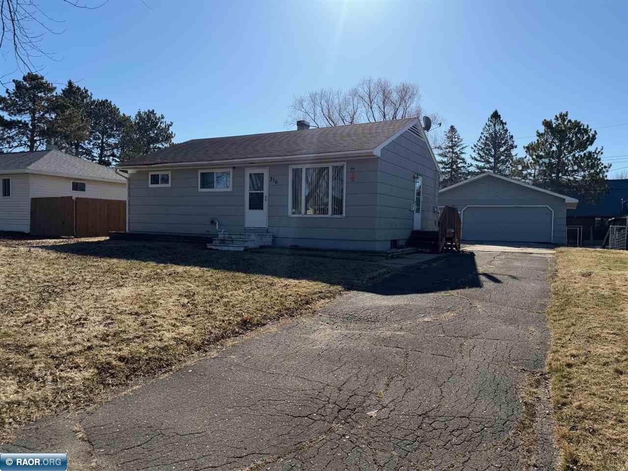 316 Kent Road Hoyt Lakes, MN 55750 - Photo 1 of 25