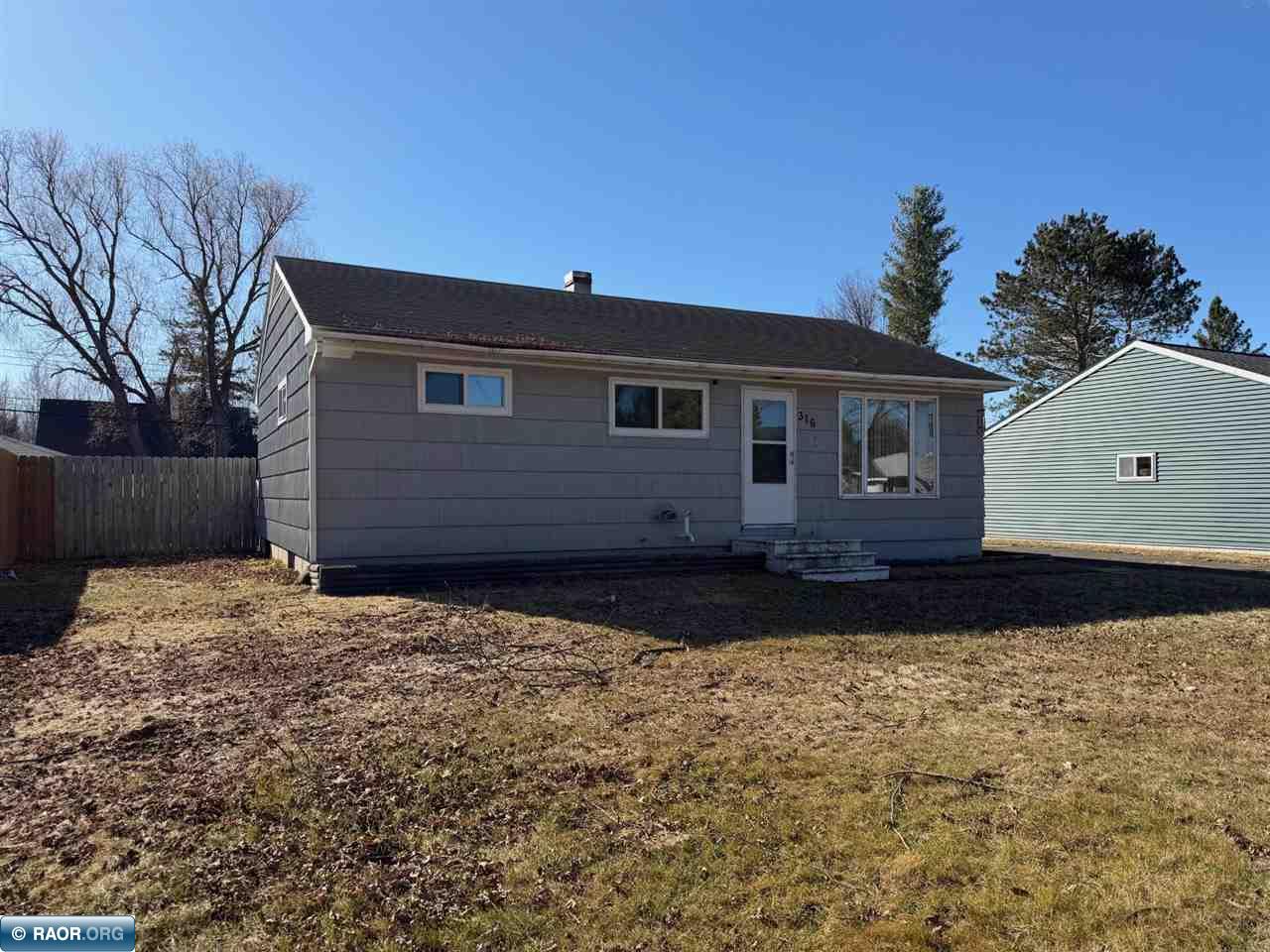 316 Kent Road Hoyt Lakes, MN 55750 - Photo 2 of 25