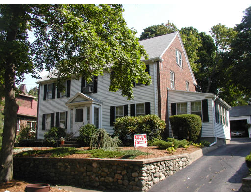 25 Badger Road Medford, MA 02155 - Photo 1 of 23 Gallery Image 1
