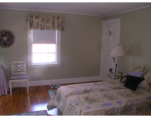 25 Badger Road Medford, MA 02155 - Photo 20 of 23 Gallery Image 20