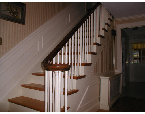 25 Badger Road Medford, MA 02155 - Photo 8 of 23 Gallery Image 8
