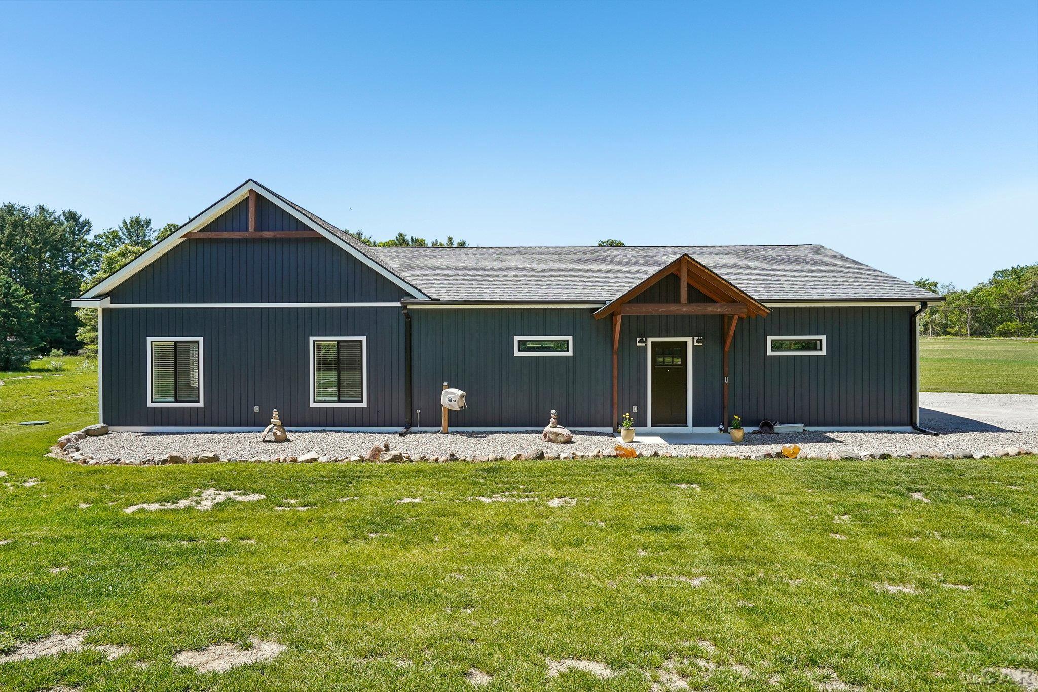 20785 Hogan Road Manchester, MI 48158 - Photo 3 of 46