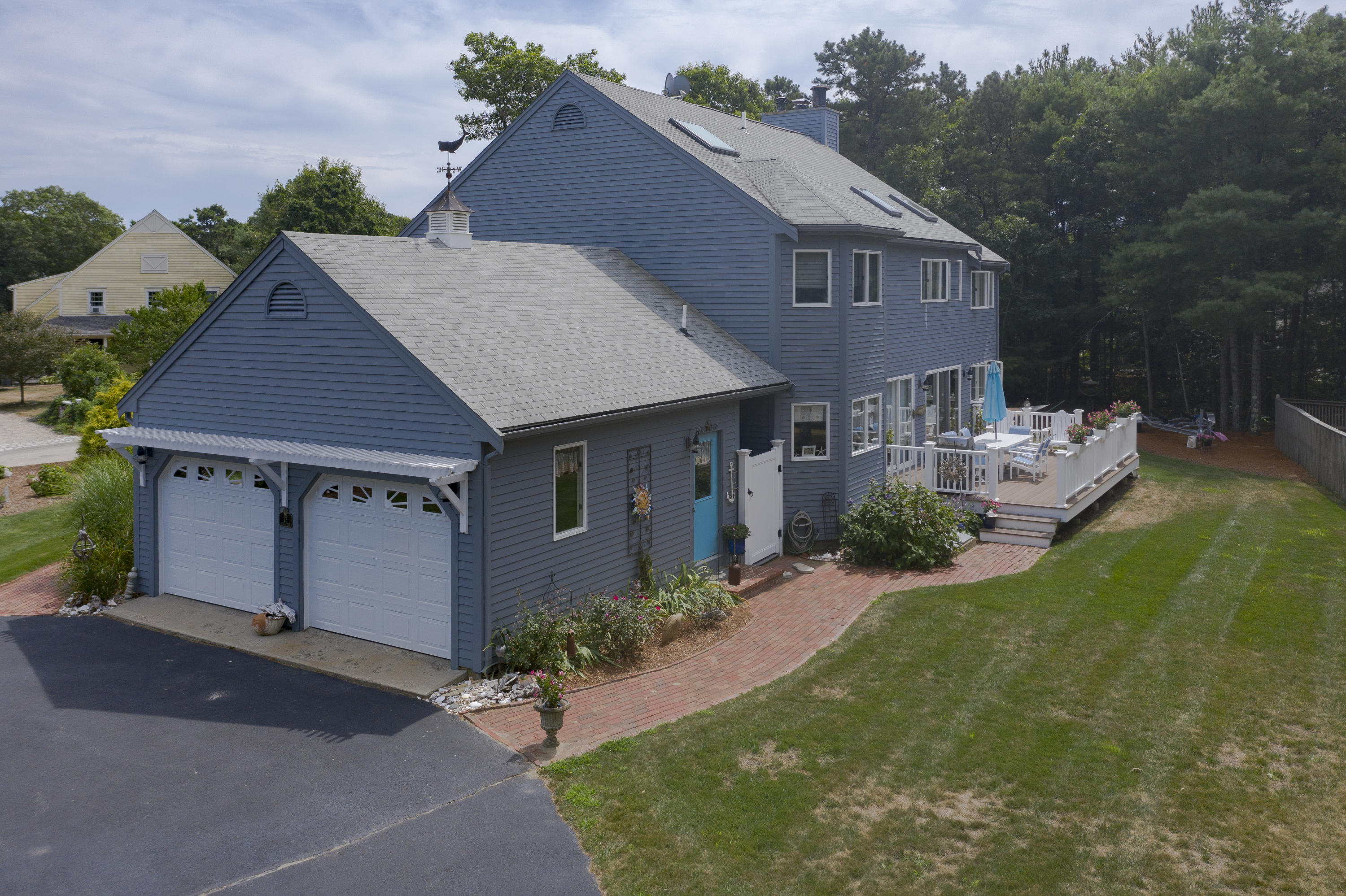 73 Rivers Edge Road East Falmouth, MA 02536 - Photo 4 of 41 side1