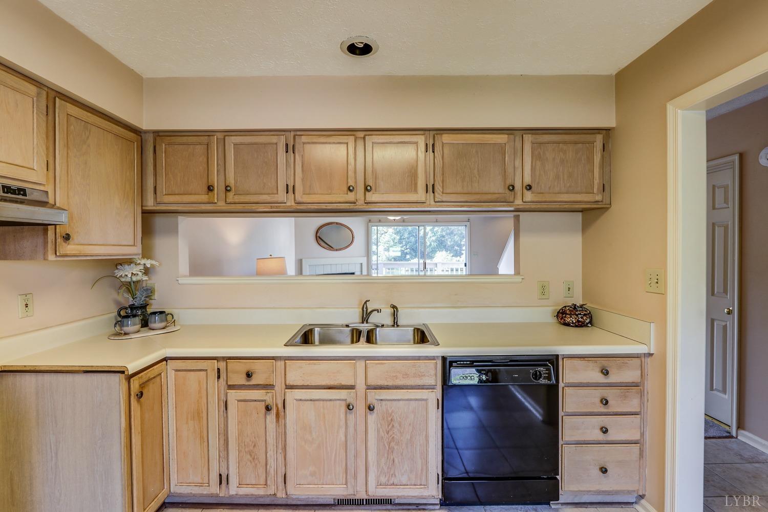 463 Oak Point Road Forest, VA 24551 - Photo 21 of 62 Gallery Image 21