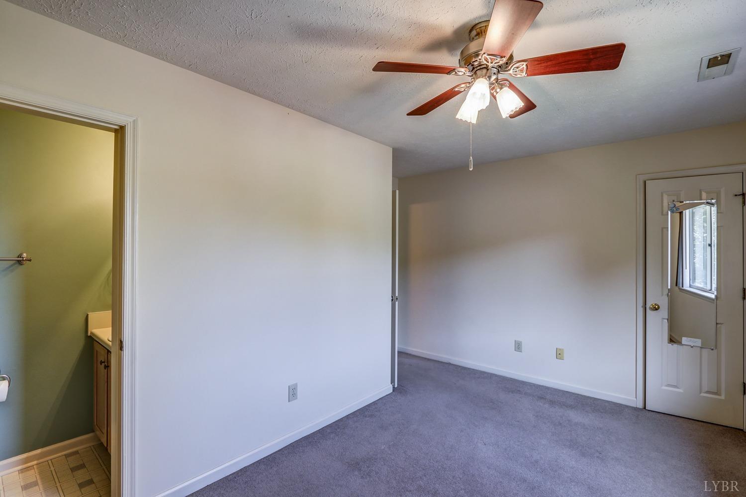 463 Oak Point Road Forest, VA 24551 - Photo 35 of 62 Gallery Image 35