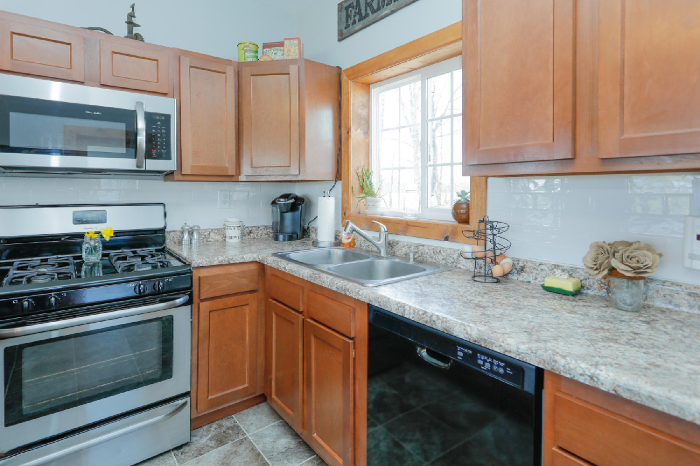 18525 Warner Road Decatur, MI 49045 - Photo 12 of 31 18525 Warner-112