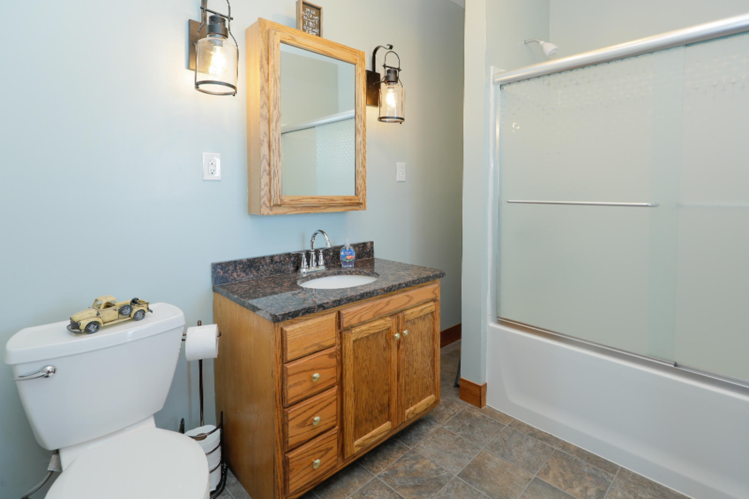 18525 Warner Road Decatur, MI 49045 - Photo 15 of 31 18525 Warner-115