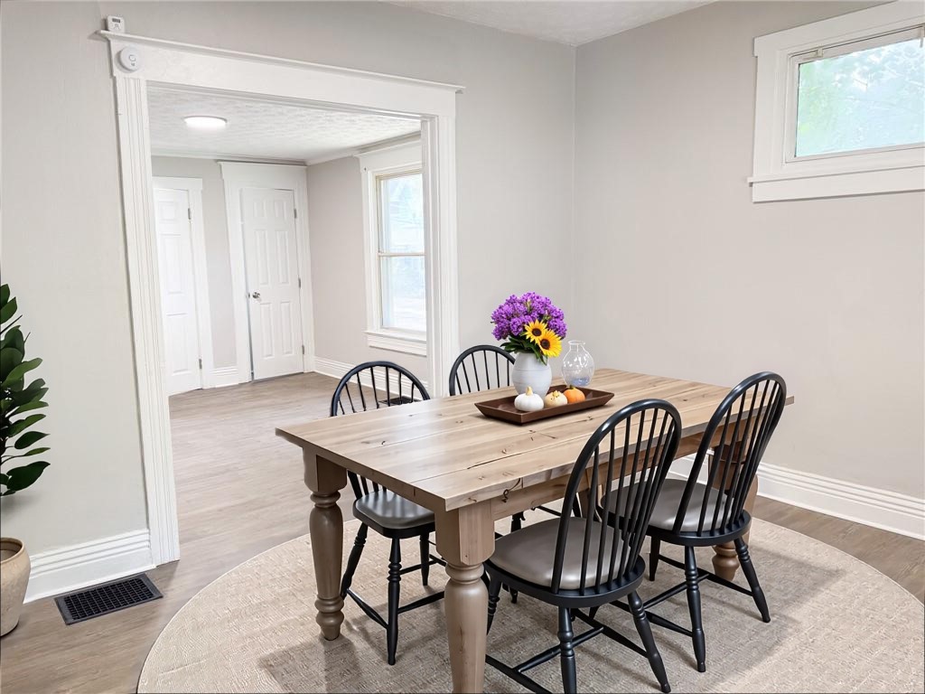 43 Warner Street Rochester, NY 14606 - Photo 4 of 17
