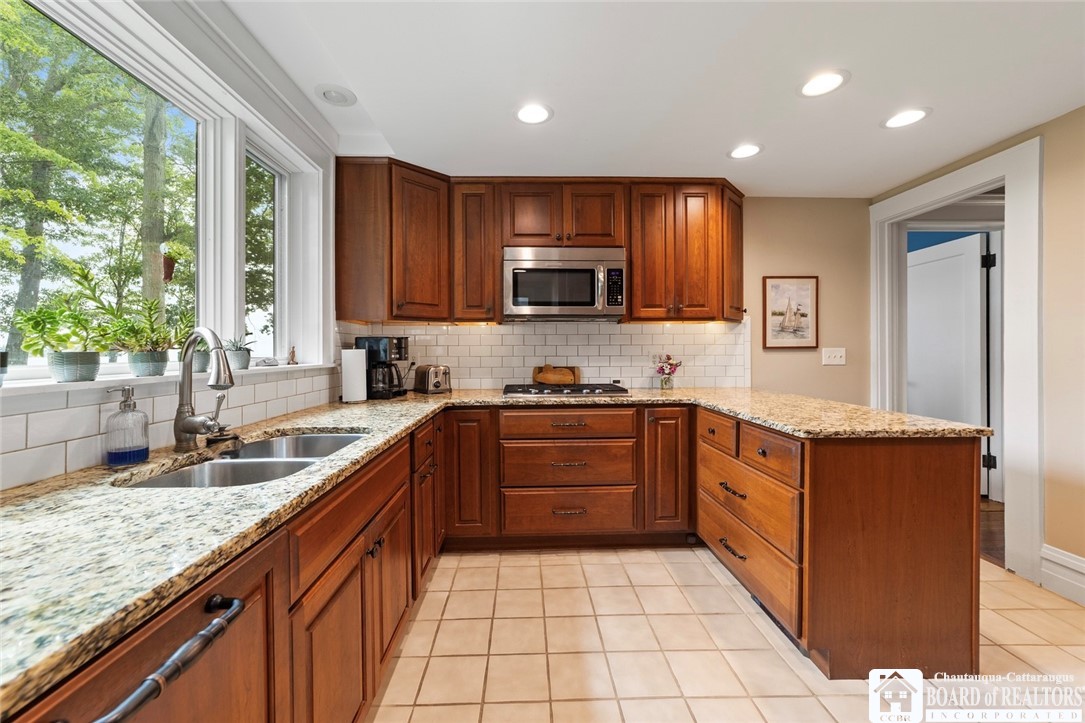 5160 West Lake Road Dunkirk, NY 14048 - Photo 16 of 50