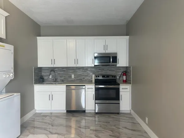 $1,600 | 902 Southwest Abbot Avenue, Port St. Lucie, FL 34953