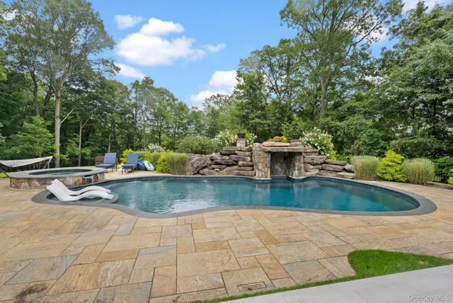 $3,450,000 | 20 Stonewall Circle, West Harrison, NY 10604