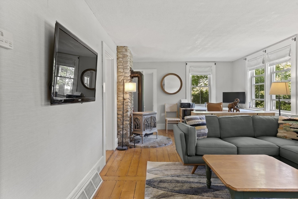 60 Sandwich Road Bourne, MA 02532 - Photo 6 of 42 Gallery Image 6
