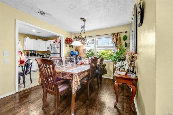 $1,199,997 | 1380-1382 Glen Avenue, Pasadena, CA 91103