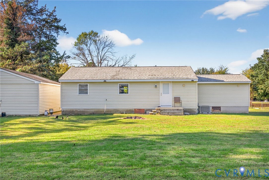 7436 Richmond Road Williamsburg, VA 23188 - Photo 23 of 44 a view of a swimming pool with an outdoor space