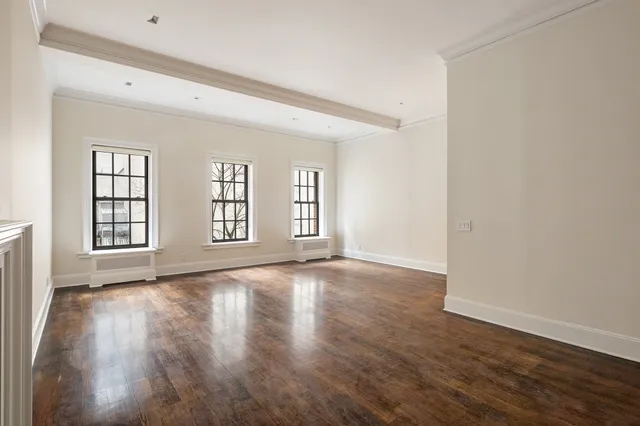 $11,250 | 127 East 69th Street, Unit RES 3 | Lenox Hill