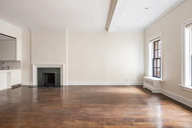 $11,250 | 127 East 69th Street, Unit RES 3 | Lenox Hill