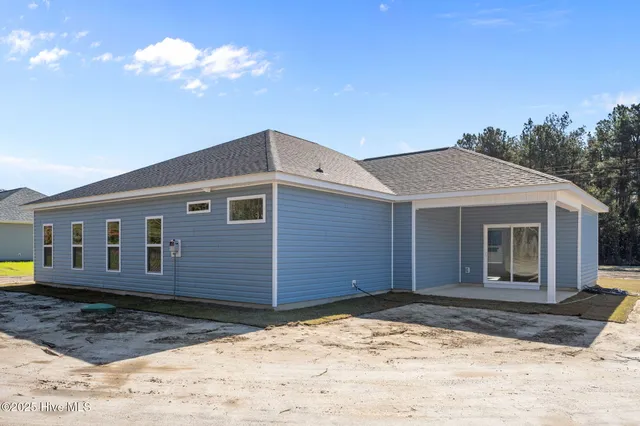 $329,900 | 2606 Fountaintown Road, Chinquapin, NC 28521