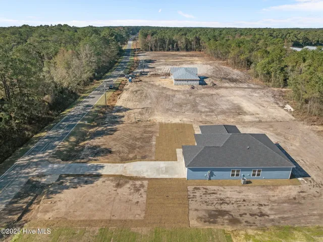 $329,900 | 2606 Fountaintown Road, Chinquapin, NC 28521