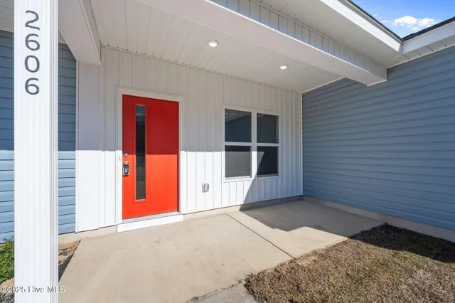 $329,900 | 2606 Fountaintown Road, Chinquapin, NC 28521