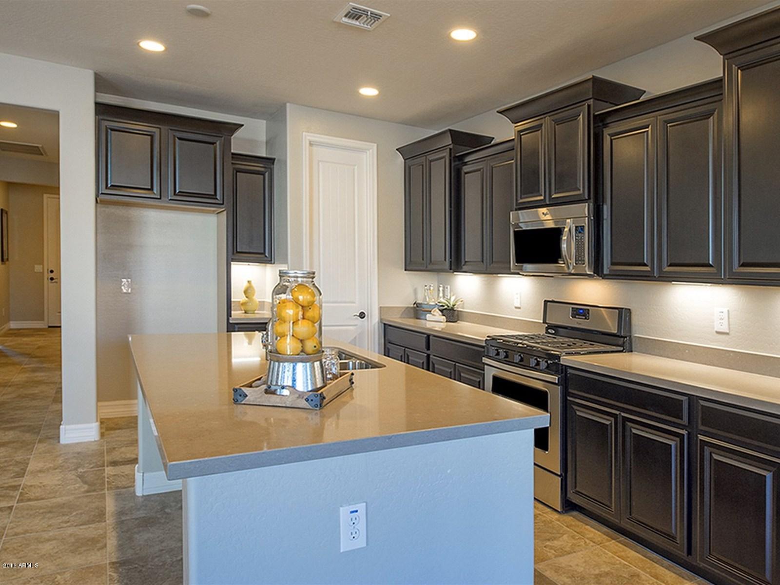 20654 West Stone Hill Road Buckeye, AZ 85396 - Photo 13 of 31 013_Thick Quartz Counters
