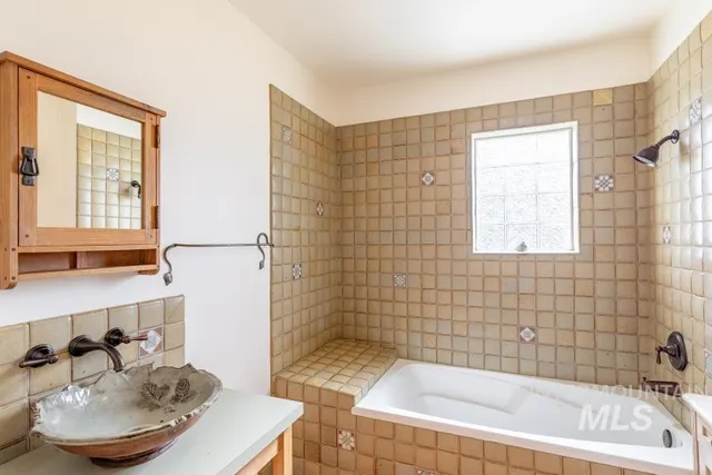 $455,000 | 1031 Spring Valley Road, Troy, ID 83871