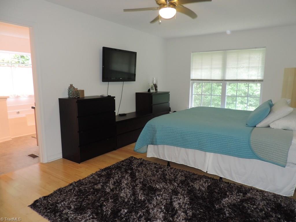 321 Ridgeland Drive High Point, NC 27262 - Photo 14 of 27 Gallery Image 14
