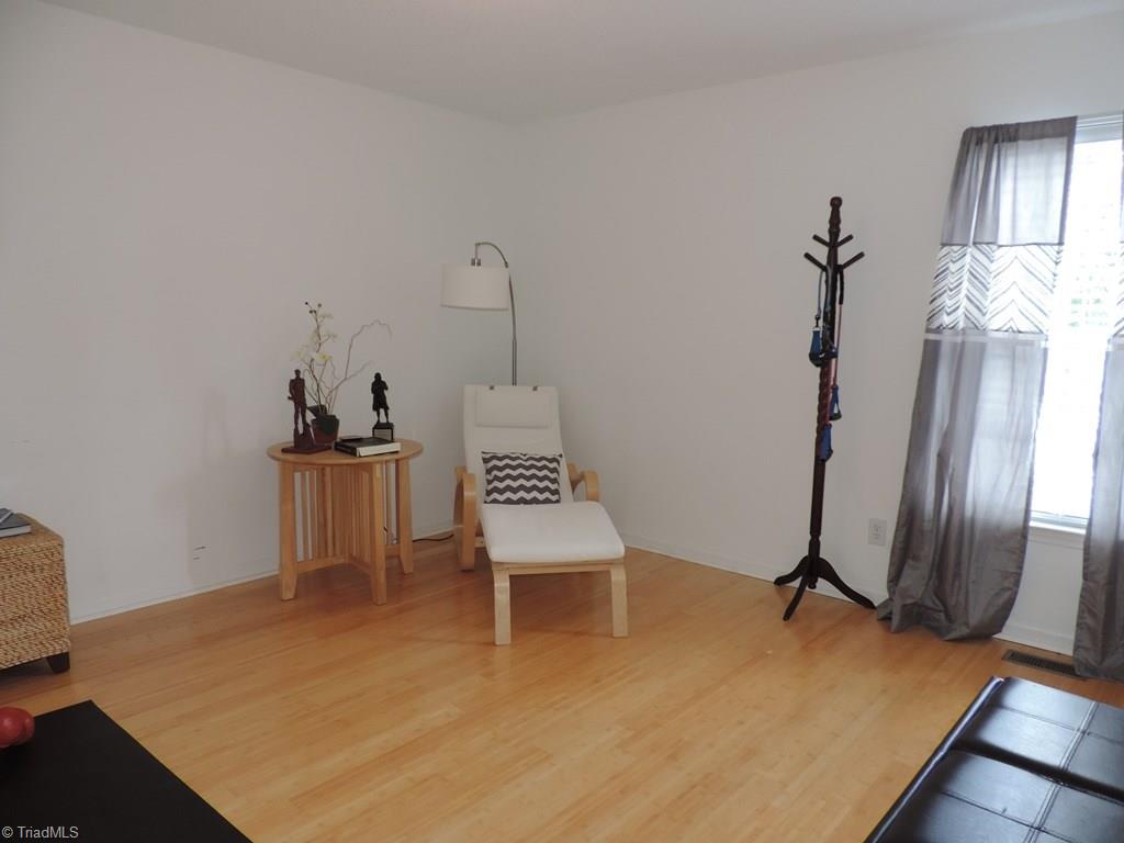 321 Ridgeland Drive High Point, NC 27262 - Photo 21 of 27 Gallery Image 21